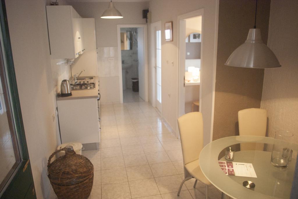 Apartments Vongula 特罗吉尔 外观 照片